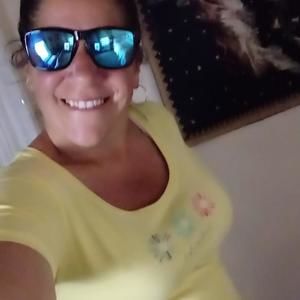 Meet your Posher, Noelle